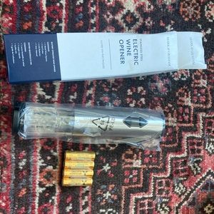 Electric wine opener